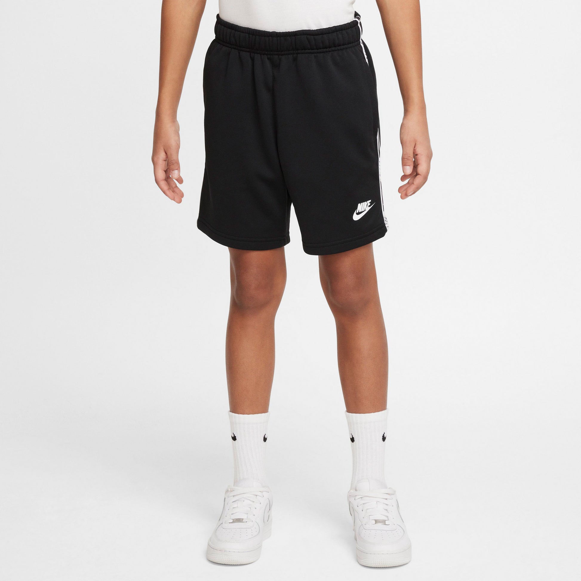 Sportswear Repeat shorts
