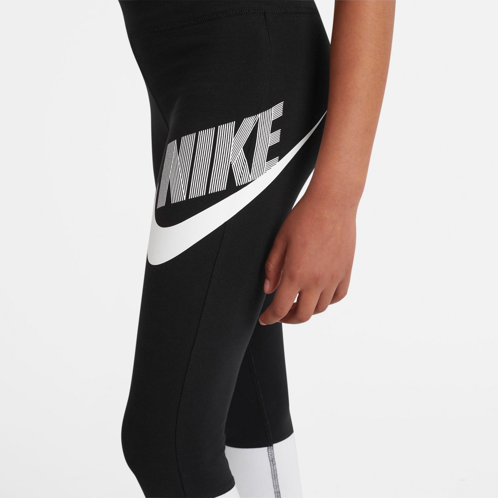 Sportswear High-Waisted leggings