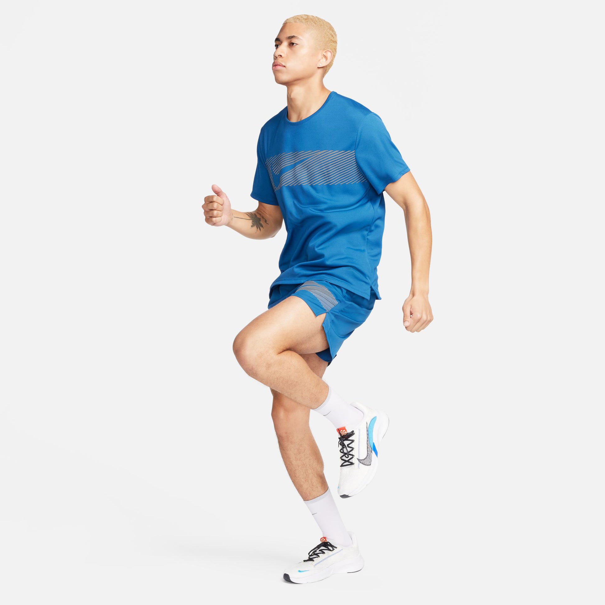 Miler Flash Dri-FIT UV T-shirt