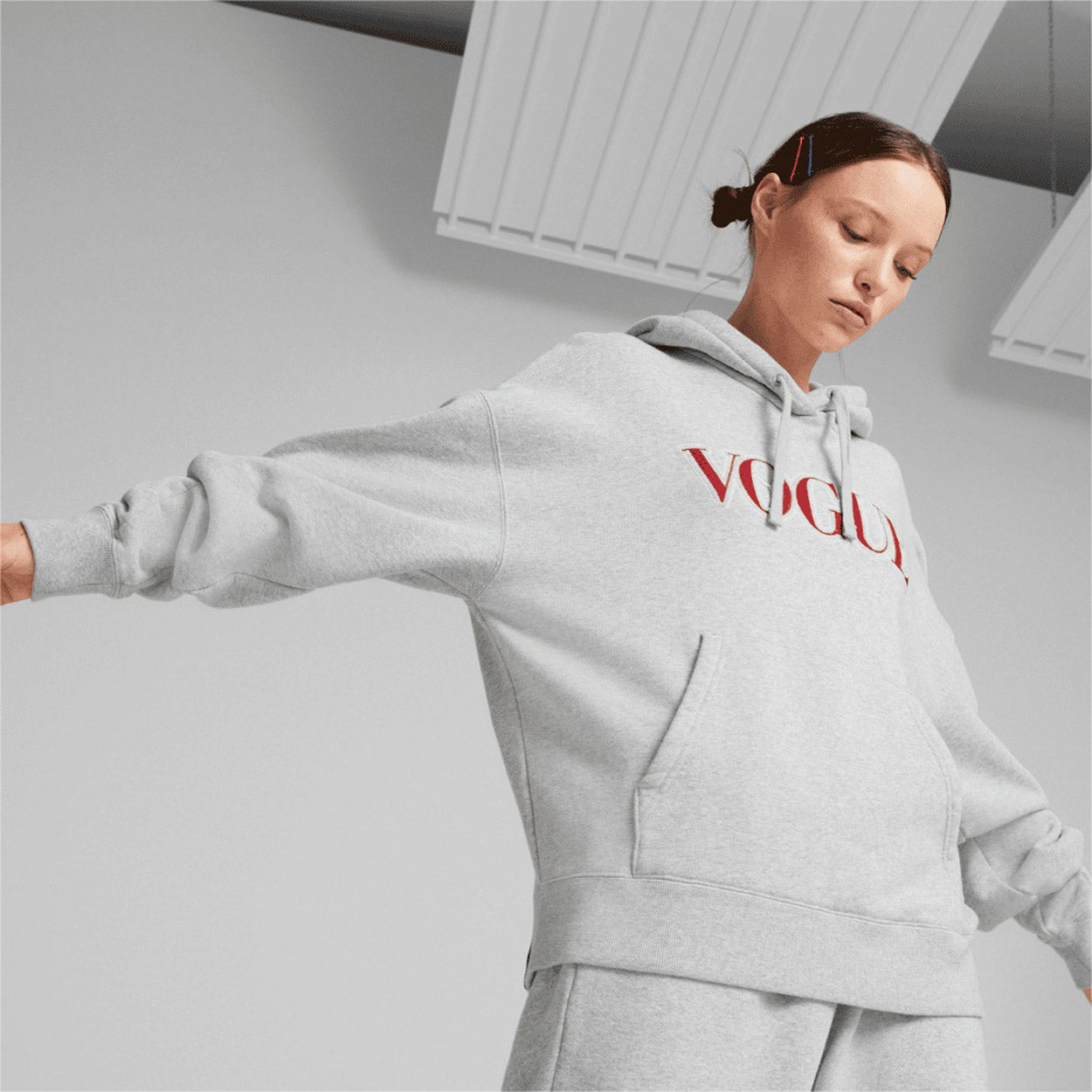 PUMA X VOGUE OVERSIZED Hættetrøje